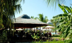 Diamond Bay Resort