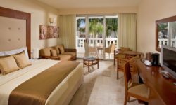Grand Riviera Princess