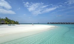 Constance Moofushi Maldives