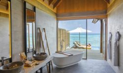 Emerald Faarufushi Resort & Spa