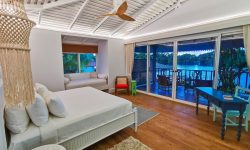 Tortuga Lodge