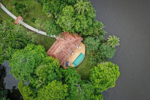 Tortuga Lodge