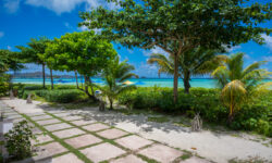 Acajou Beach Resort