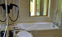 Crown Beach Hotel