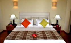 Crown Beach Hotel