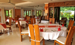 Crown Beach Hotel