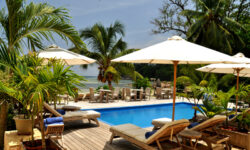 Crown Beach Hotel